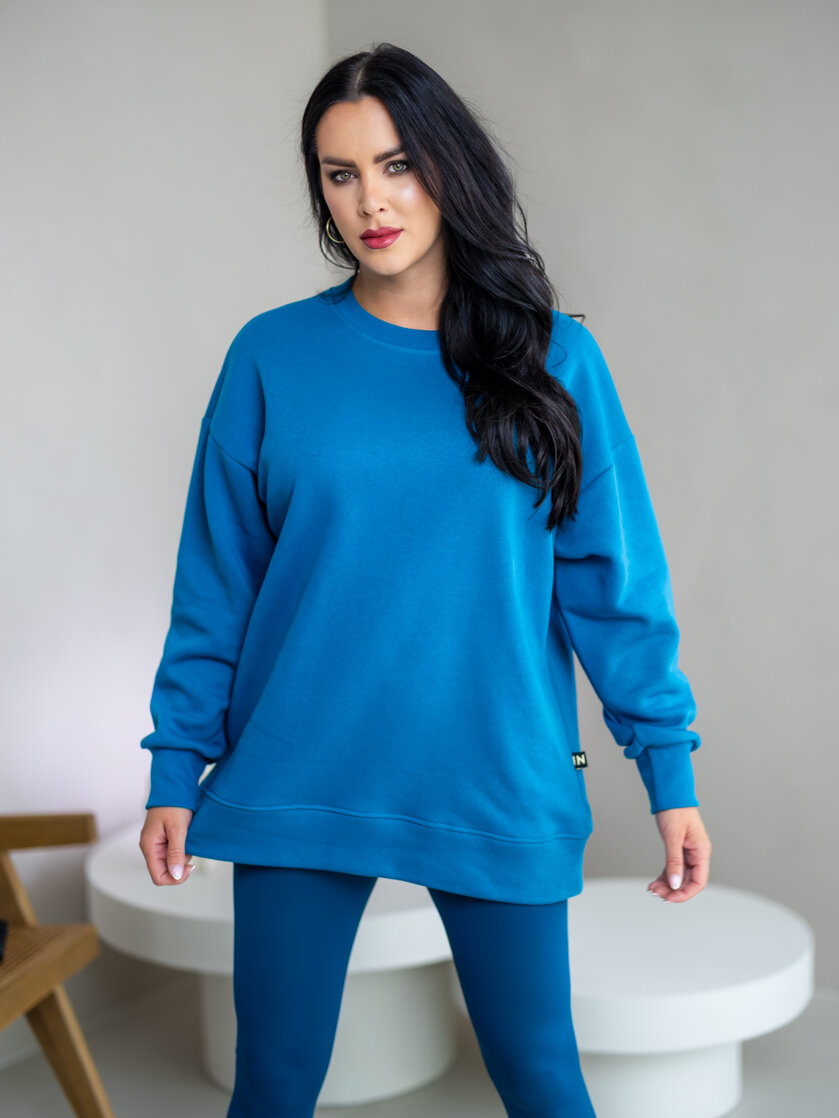 PREDĹŽENÁ OVERSIZE MIKINA “ARIANNA” - HLADKÁ
