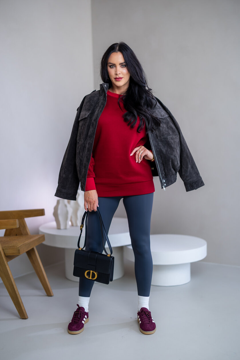 PREDĹŽENÁ ZÁKLADNÁ MIKINA “BIANCA” - HLADKÁ