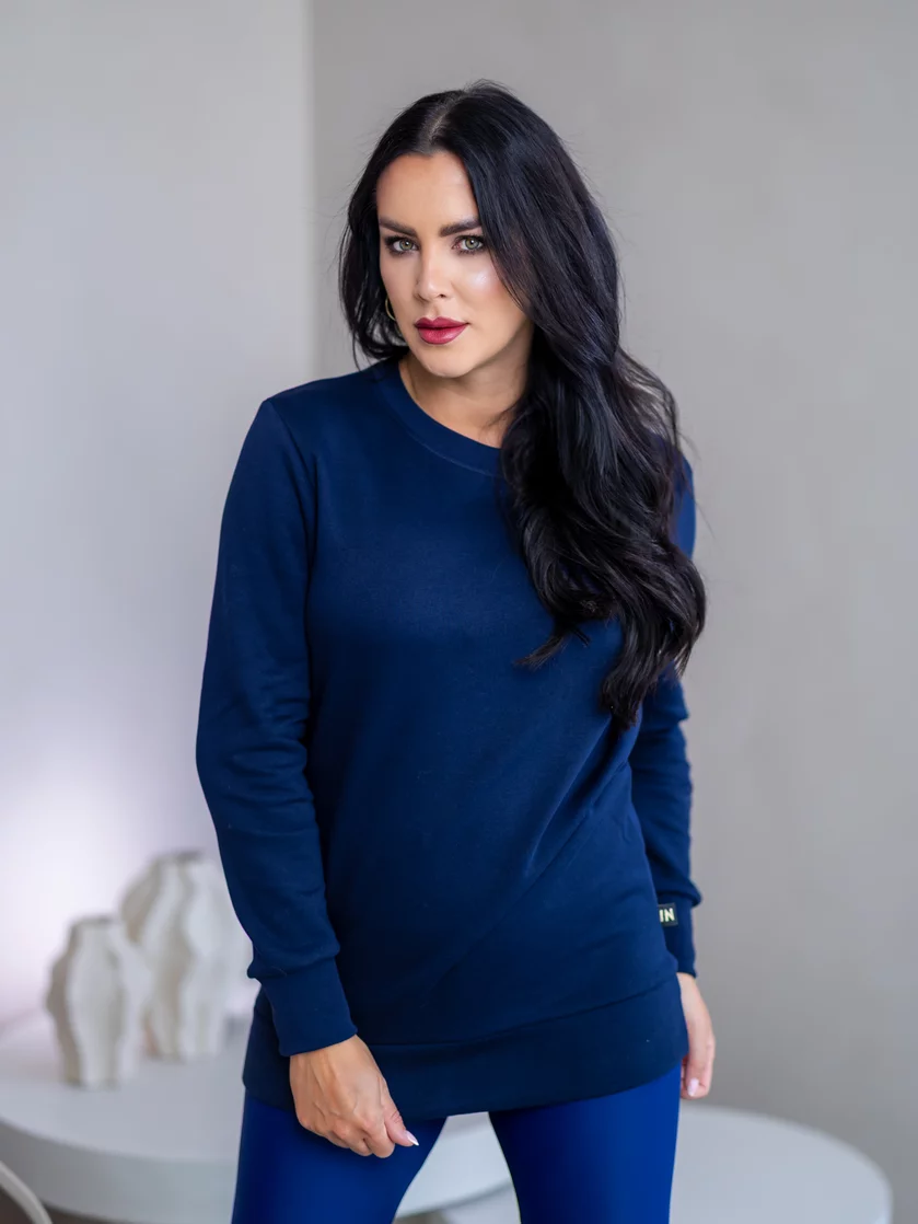 PREDĹŽENÁ ZÁKLADNÁ MIKINA “BIANCA” - HLADKÁ
