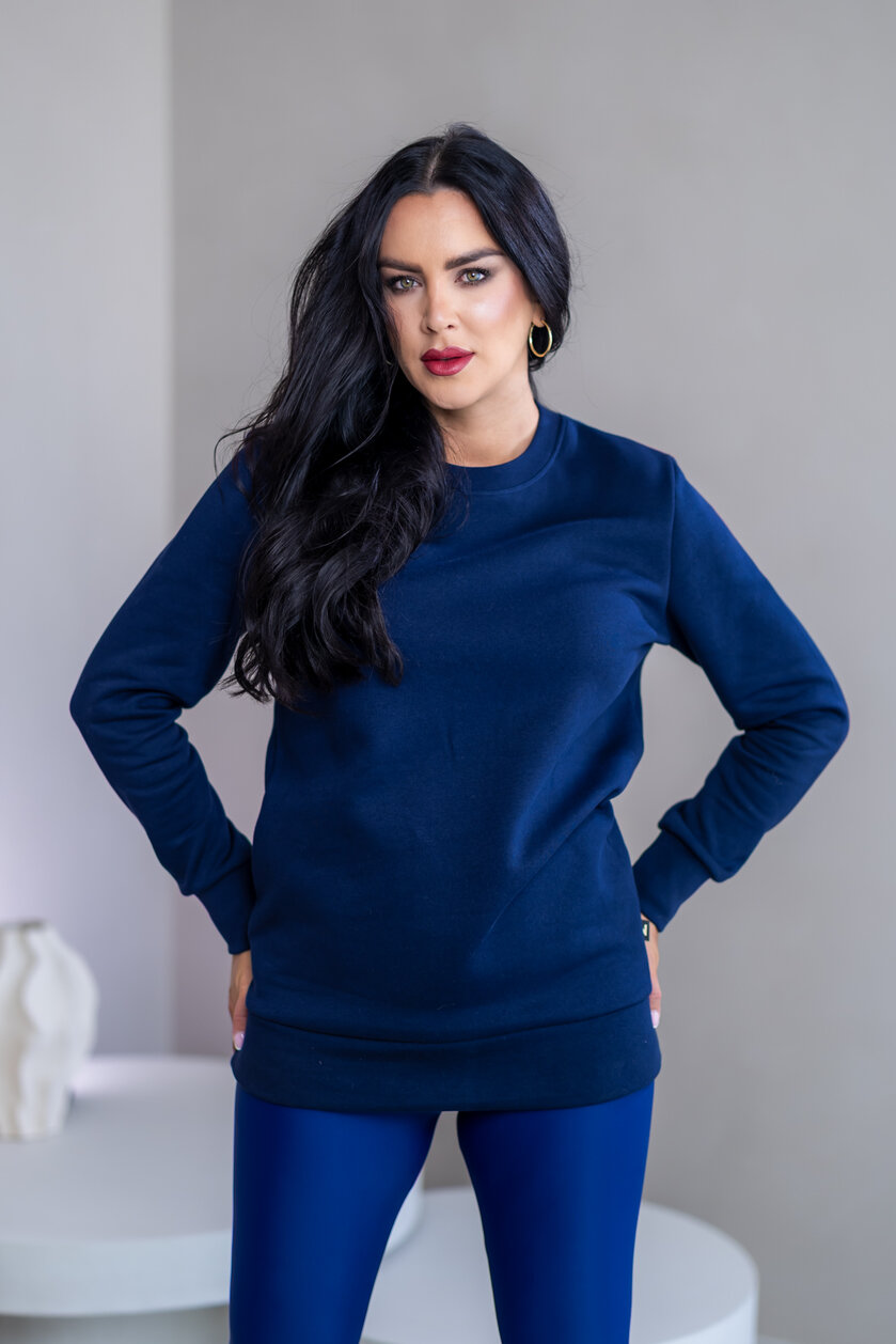 PREDĹŽENÁ ZÁKLADNÁ MIKINA “BIANCA” - HLADKÁ