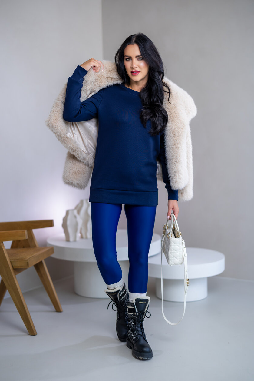 PREDĹŽENÁ ZÁKLADNÁ MIKINA “BIANCA” - HLADKÁ