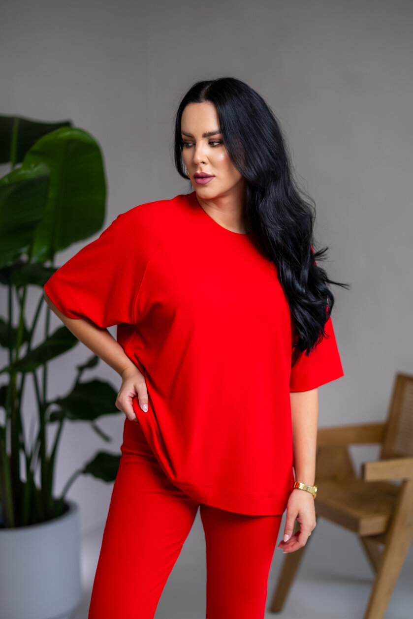 PREDĹŽENÉ OVERSIZE TRIČKO “DACOTA”