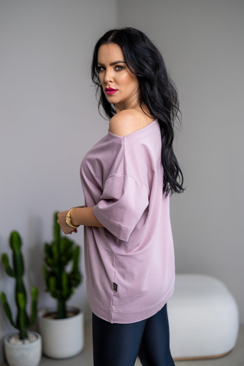 PREDĹŽENÉ TRIČKO “MELANIE” S LODIČKOVÝM VÝSTRIHOM