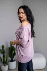 PREDĹŽENÉ TRIČKO “MELANIE” S LODIČKOVÝM VÝSTRIHOM PREDĹŽENÉ TRIČKO “MELANIE” S LODIČKOVÝM VÝSTRIHOM