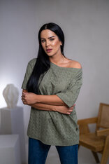 PREDĹŽENÉ TRIČKO “MELANIE” S LODIČKOVÝM VÝSTRIHOM - MADEIRA