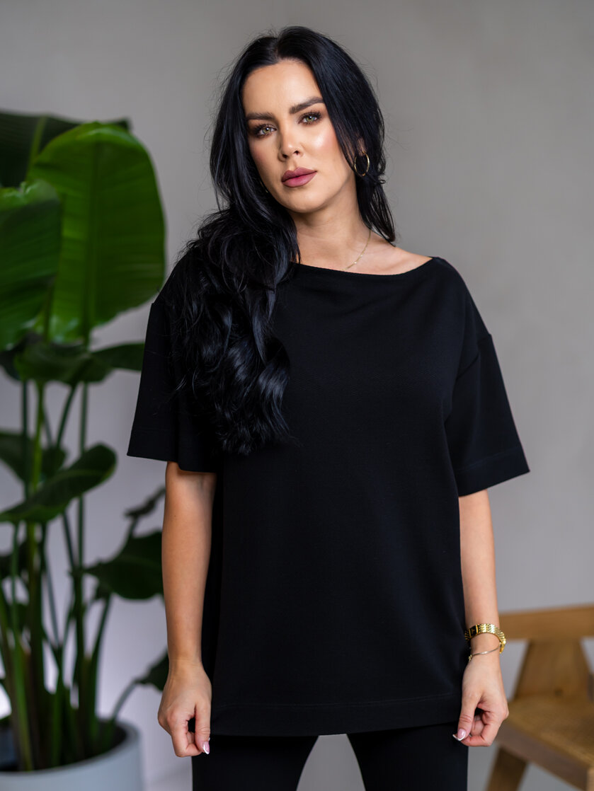 PREDĹŽENÉ TRIČKO “MELANIE” S LODIČKOVÝM VÝSTRIHOM - TVIL