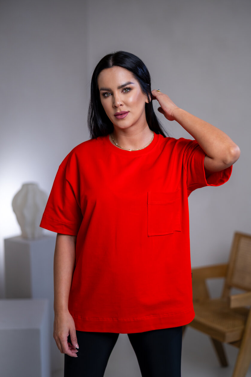 PREDĹŽENÉ TRIČKO “MELANIE” S VRECKOM