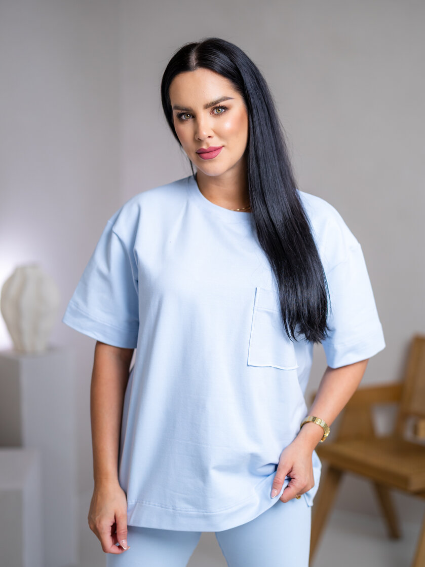 PREDĹŽENÉ TRIČKO “MELANIE” S VRECKOM