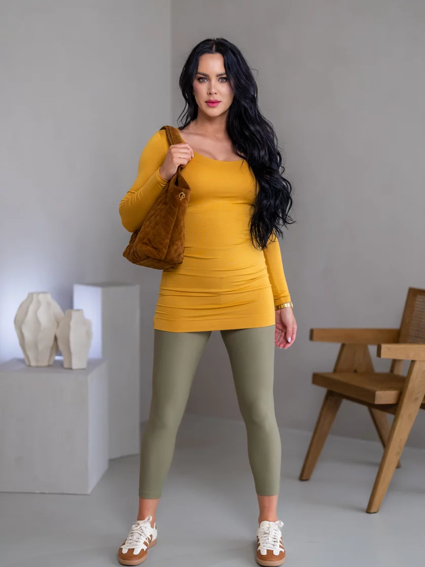 PREDĹŽENÉ TRIČKO “VALENTINA” - VEĽKÝ VÝSTRIH