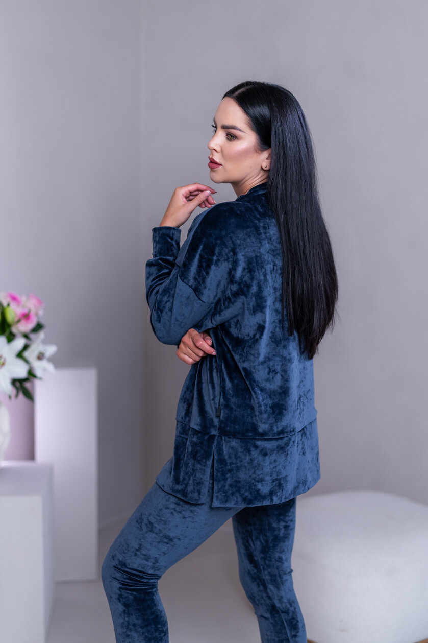 PREDĹŽENÝ TOP “JODIE” S RÁRPORKAMI - RUKÁVY DO PATENTU