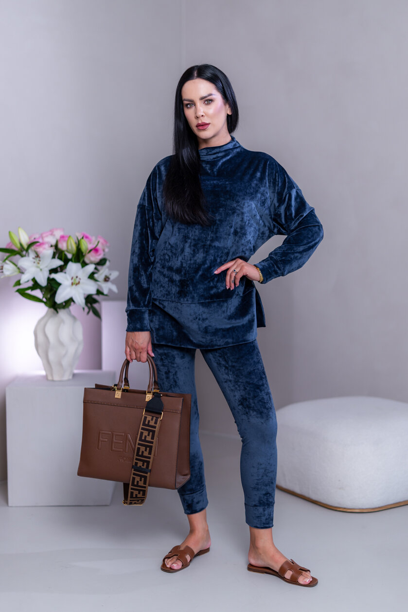 PREDĹŽENÝ TOP “JODIE” S RÁRPORKAMI - RUKÁVY DO PATENTU