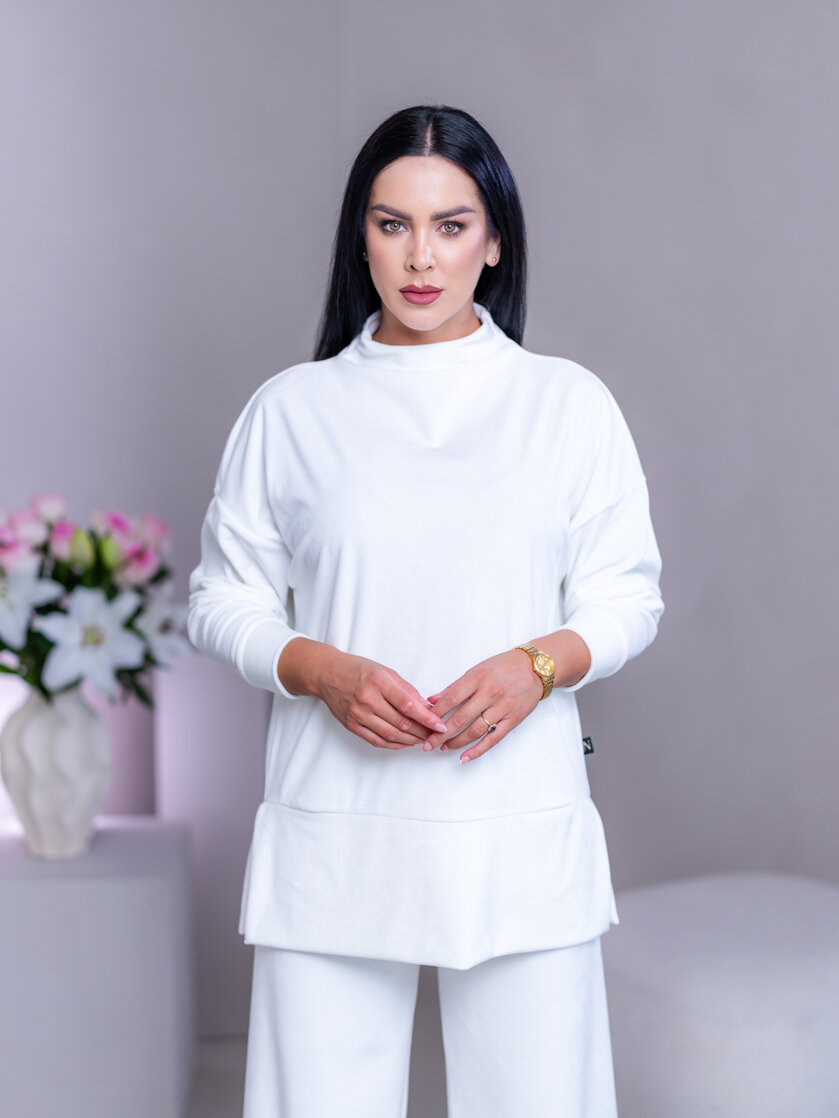 PREDĹŽENÝ TOP “JODIE” S RÁRPORKAMI - RUKÁVY DO PATENTU