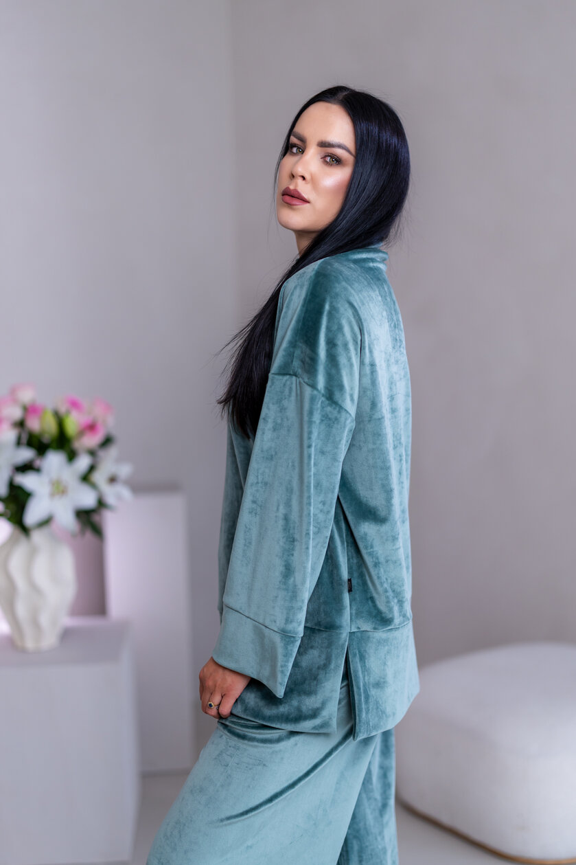 PREDĹŽENÝ TOP “JODIE” S RÁRPORKAMI - ŠIROKÉ RUKÁVY