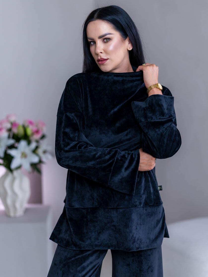 PREDĹŽENÝ TOP “JODIE” S RÁRPORKAMI - ŠIROKÉ RUKÁVY