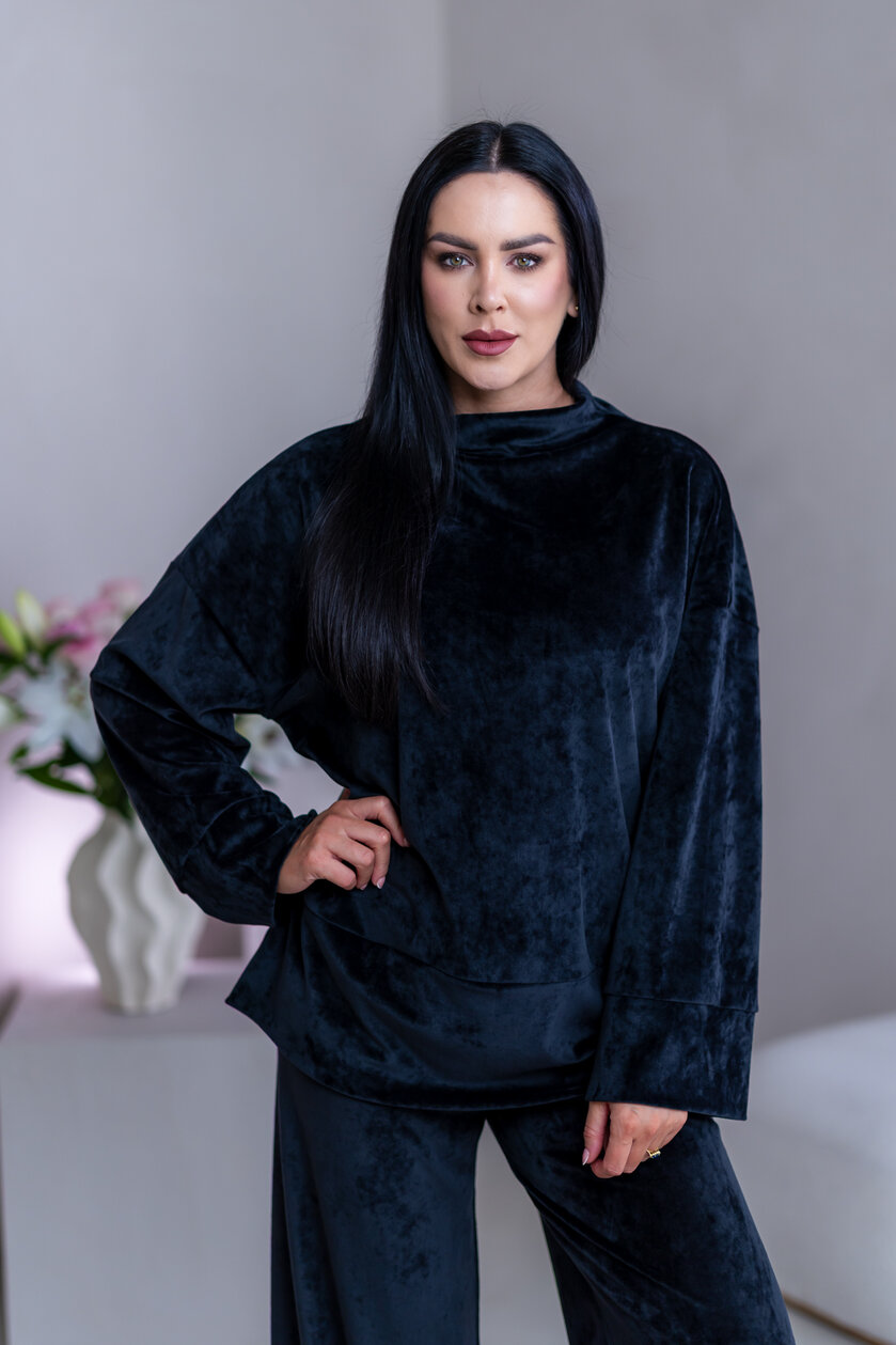 PREDĹŽENÝ TOP “JODIE” S RÁRPORKAMI - ŠIROKÉ RUKÁVY