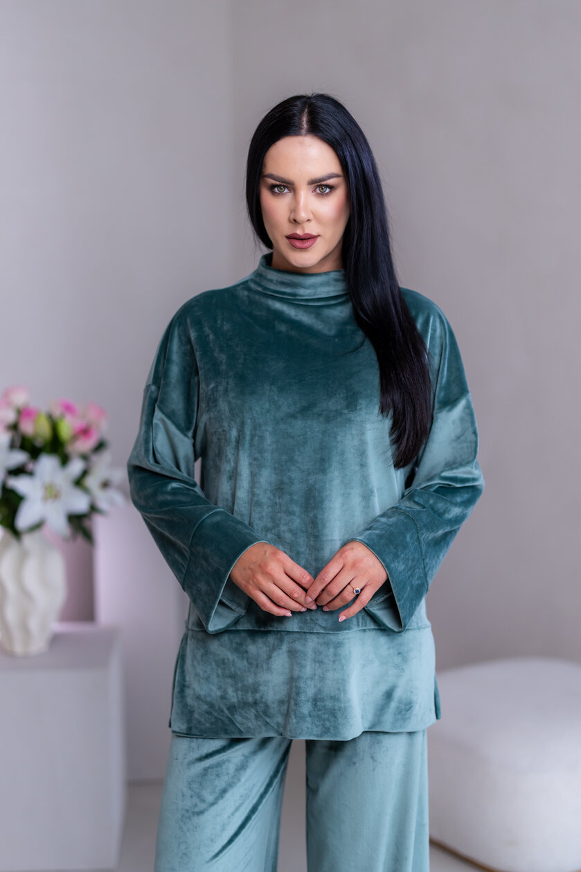 PREDĹŽENÝ TOP “JODIE” S RÁRPORKAMI - ŠIROKÉ RUKÁVY