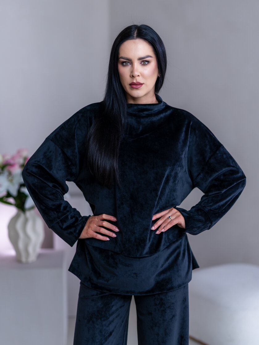 PREDĹŽENÝ TOP “JODIE” S RÁRPORKAMI - ŠIROKÉ RUKÁVY