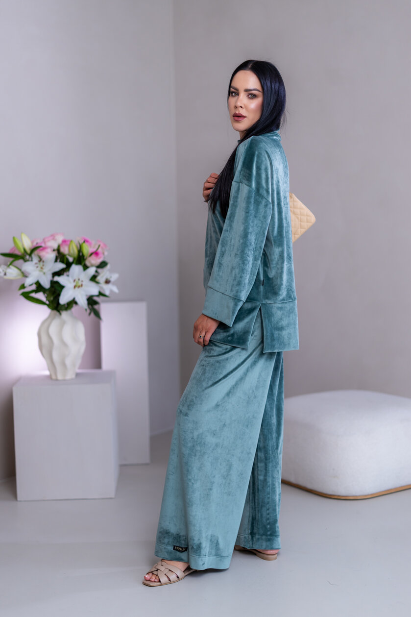 PREDĹŽENÝ TOP “JODIE” S RÁRPORKAMI - ŠIROKÉ RUKÁVY