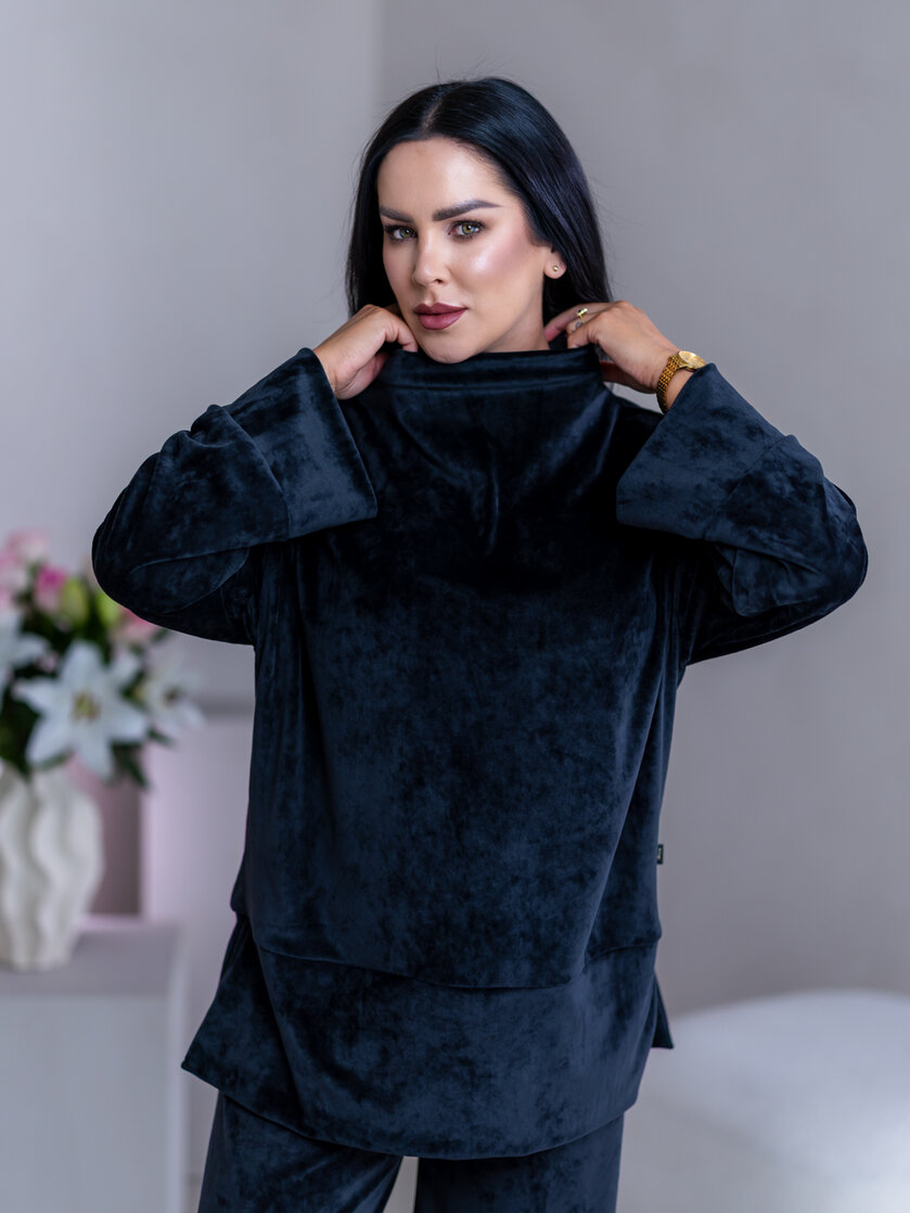 PREDĹŽENÝ TOP “JODIE” S RÁRPORKAMI - ŠIROKÉ RUKÁVY