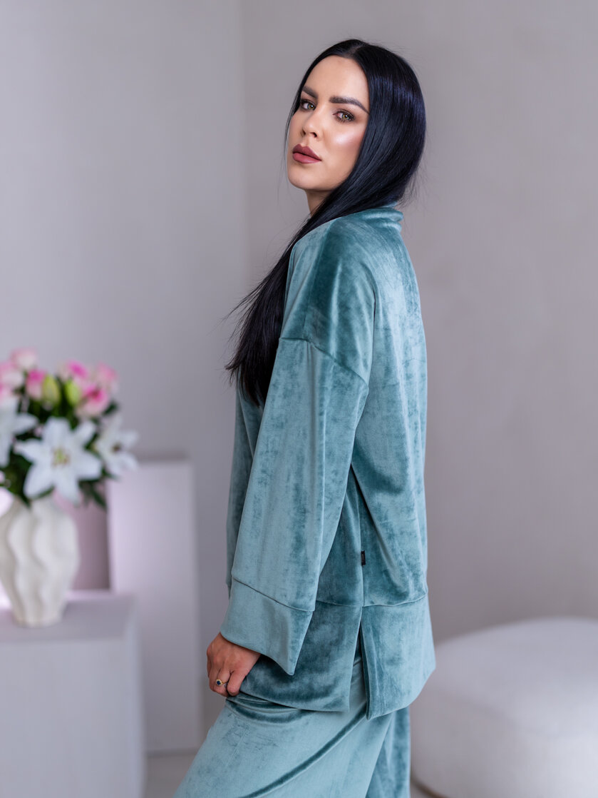 PREDĹŽENÝ TOP “JODIE” S RÁRPORKAMI - ŠIROKÉ RUKÁVY