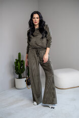 ROZŠÍRENÉ NOHAVICE “EVELYN” HLADKÉ