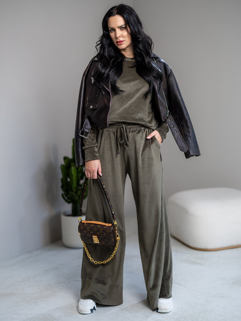 ROZŠÍRENÉ NOHAVICE “EVELYN” HLADKÉ