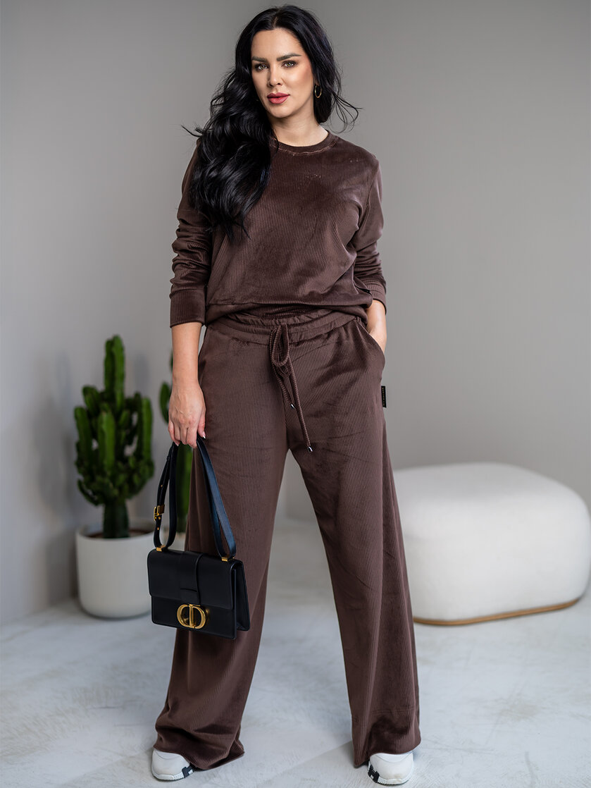 ROZŠÍRENÉ NOHAVICE “EVELYN” HLADKÉ