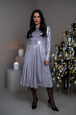 ŠATY “JULIET” S LODIČKOVÝM VÝSTRIHOM A ROZŠÍRENÝMI RUKÁVMI