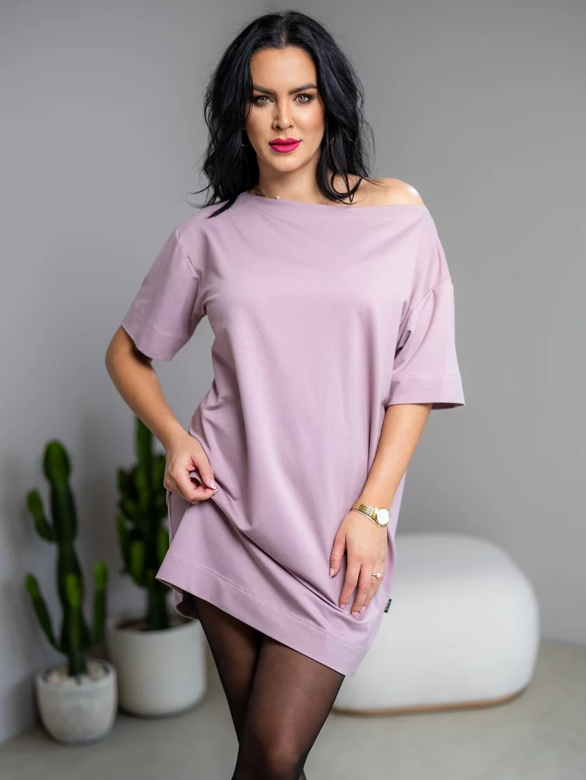 ŠATY “MELANIE” S LODIČKOVÝM VÝSTRIHOM ŠATY “MELANIE” S LODIČKOVÝM VÝSTRIHOM