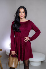 ŠATY “PATRICIA” S LODIČKOVÝM VÝSTRIHOM A ROZŠÍRENÝMI RUKÁVMI