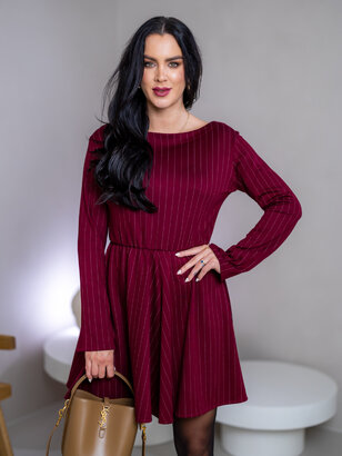 ŠATY “PATRICIA” S LODIČKOVÝM VÝSTRIHOM A ROZŠÍRENÝMI RUKÁVMI