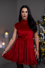 ŠATY “PATRICIA” S PRINECHANÝM STOJAČIKOM A PADNUTÝMI PLECIAMI