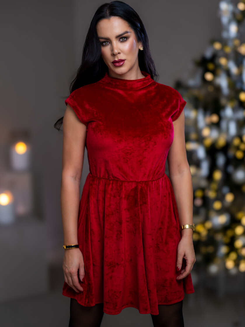 ŠATY “PATRICIA” S PRINECHANÝM STOJAČIKOM A PADNUTÝMI PLECIAMI