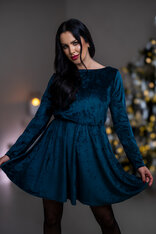 ŠATY “PATRICIA” S VODOU NA CHRBÁTE A PRILIEHAVÝMI RUKÁVMI