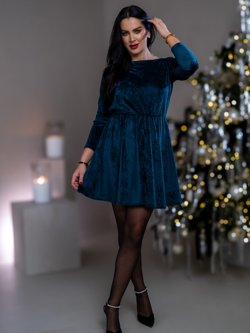 ŠATY “PATRICIA” S VODOU NA CHRBÁTE A PRILIEHAVÝMI RUKÁVMI