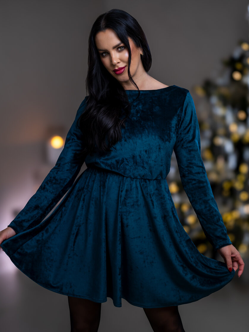 ŠATY “PATRICIA” S VODOU NA CHRBÁTE A PRILIEHAVÝMI RUKÁVMI