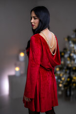 ŠATY “PATRICIA” S VODOU NA CHRBÁTE A ROZŠÍRENÝMI RUKÁVMI