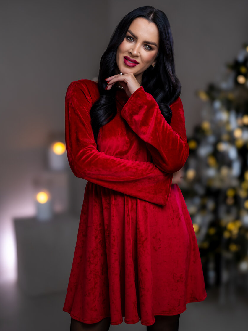 ŠATY “PATRICIA” S VODOU NA CHRBÁTE A ROZŠÍRENÝMI RUKÁVMI