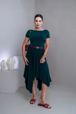 ŠATY “RITA“ - LODIČKOVÝ VÝSTRIH A PRILIEHAVÉ RUKÁVY ŠATY “RITA“ - LODIČKOVÝ VÝSTRIH A PRILIEHAVÉ RUKÁVY