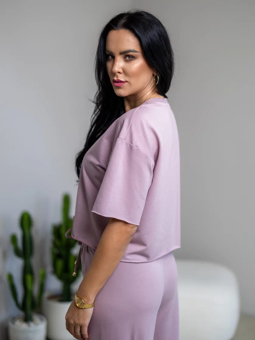 SKRÁTENÉ TRIČKO “MELANIE” HLADKÉ / SUROVÉ OKRAJE