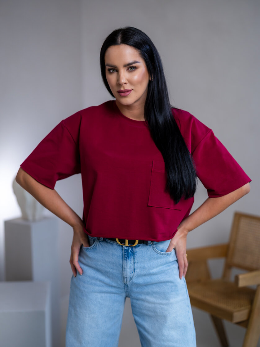 SKRÁTENÉ TRIČKO “MELANIE” S VRECKOM / SUROVÉ OKRAJE