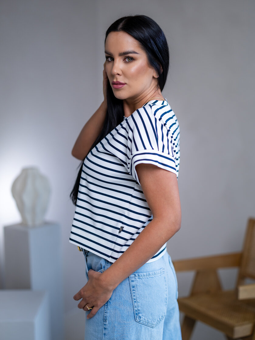 SKRÁTENÉ TRIČKO “STELLA” - PÁSIK