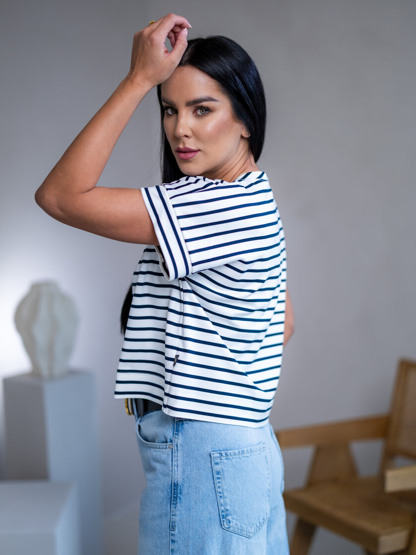 SKRÁTENÉ TRIČKO “STELLA” - PÁSIK