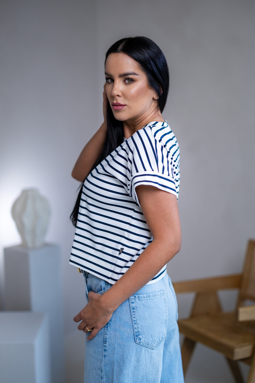 SKRÁTENÉ TRIČKO “STELLA” - PÁSIK