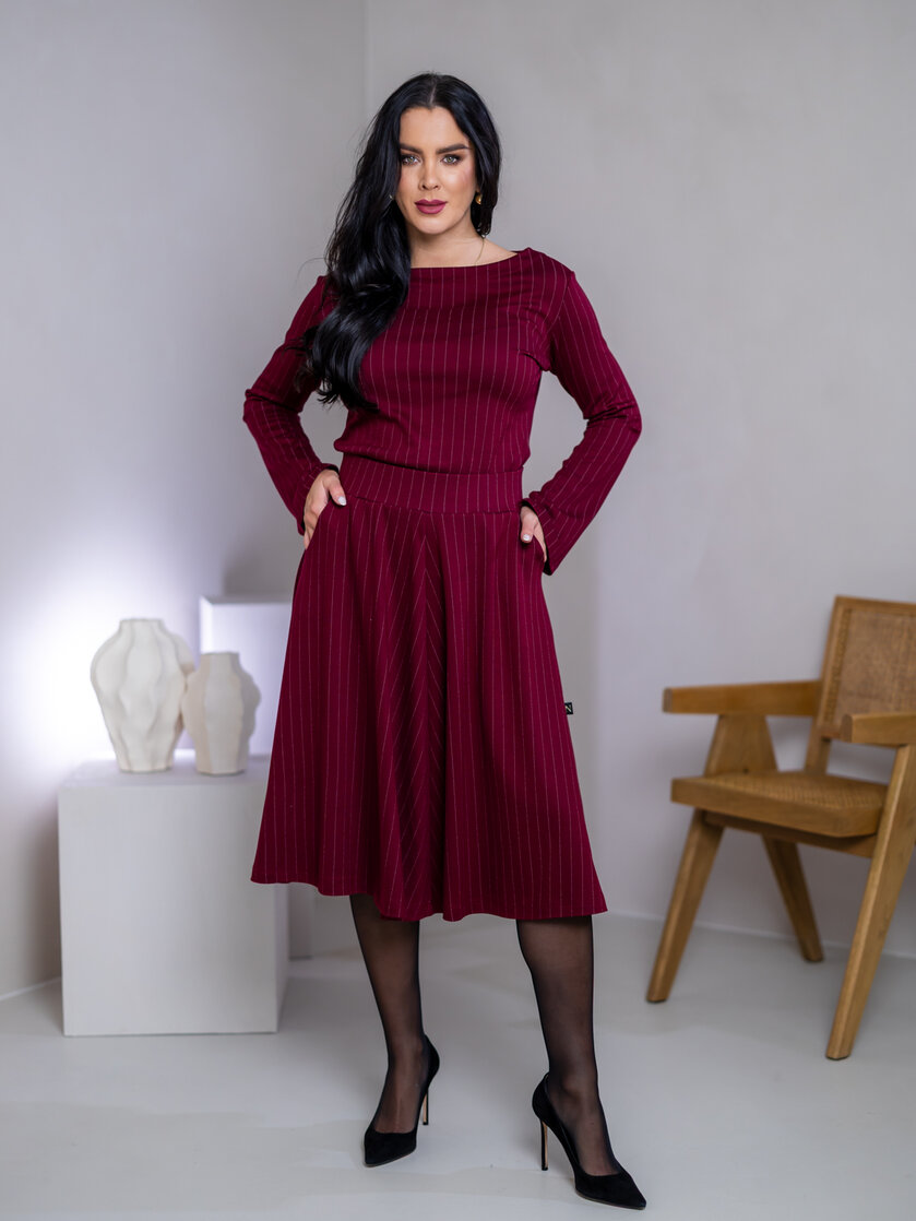 SUKŇA “BELLA” S VRECKAMI