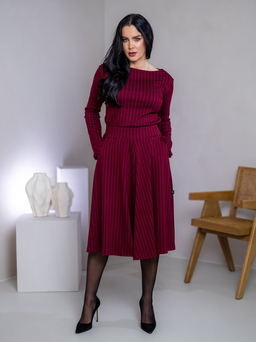 SUKŇA “BELLA” S VRECKAMI