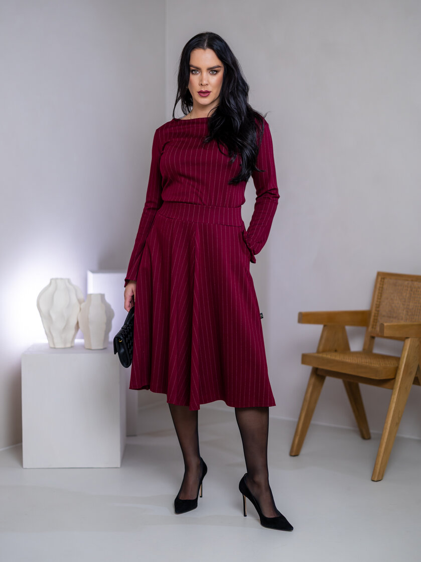 SUKŇA “BELLA” S VRECKAMI