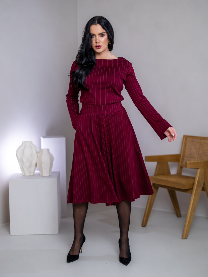 SUKŇA “BELLA” S VRECKAMI