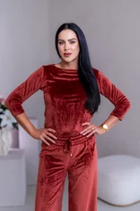 TOP “ANNETTE” - LODIČKOVÝ VÝSTRIH, PRILIEHAVÉ RUKÁVY TOP “ANNETTE” - LODIČKOVÝ VÝSTRIH, PRILIEHAVÉ RUKÁVY