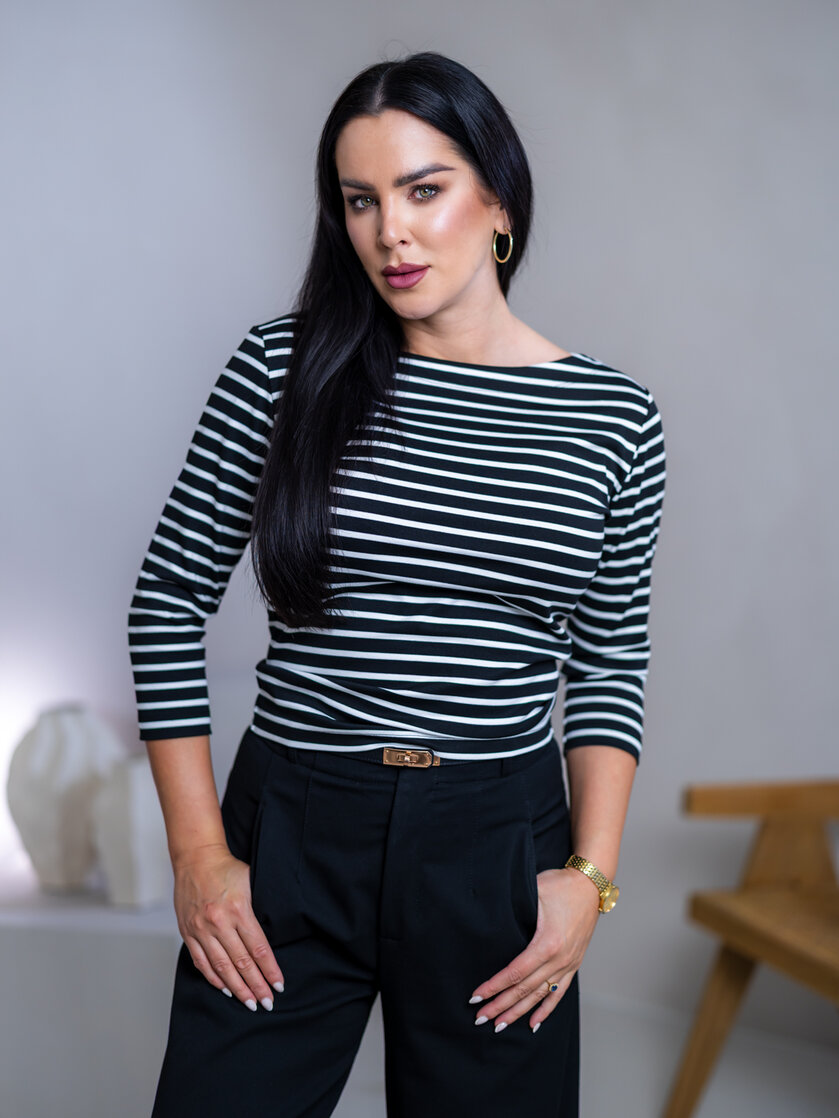 TOP “ANNETTE” - LODIČKOVÝ VÝSTRIH, PRILIEHAVÉ RUKÁVY